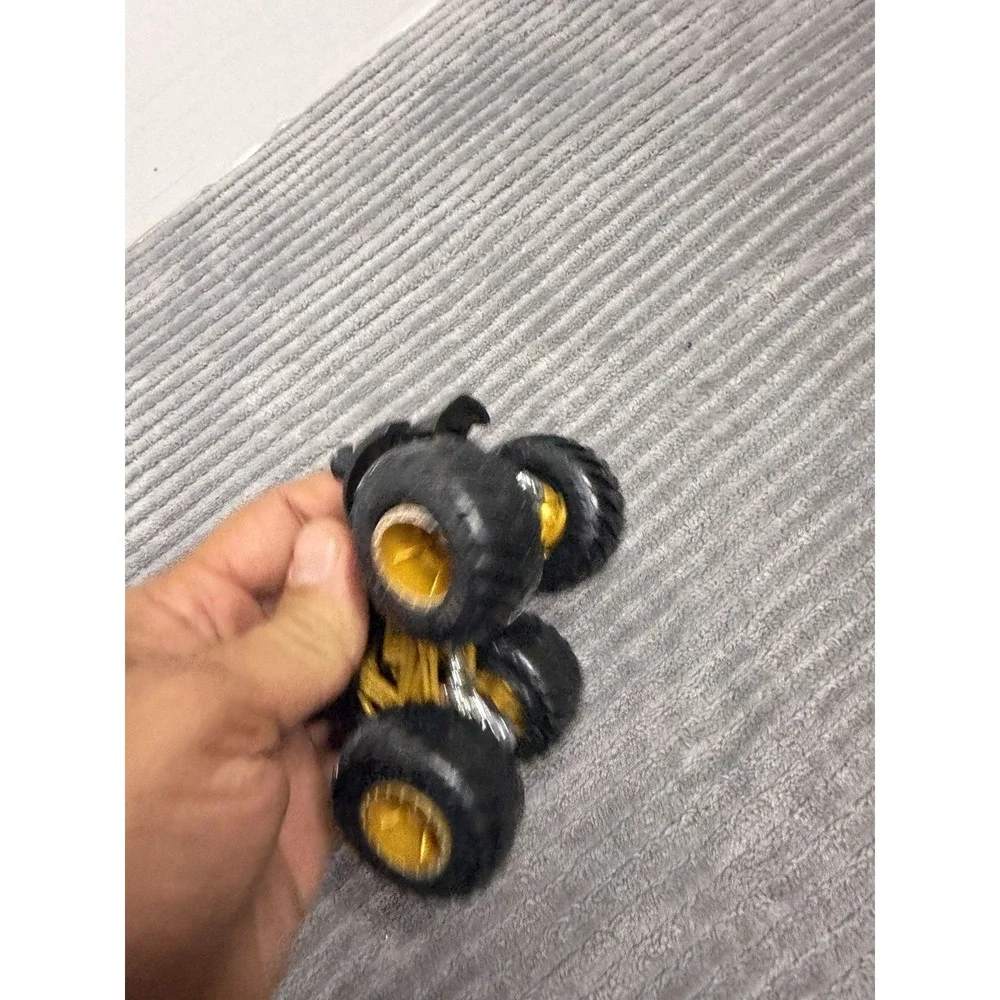Hot Wheels Monster Truck LOCO PUNK Steam Engine  1:64 Diecast Black & Gold